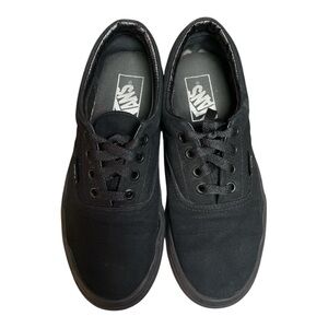 •Vans Kids Era Shoe